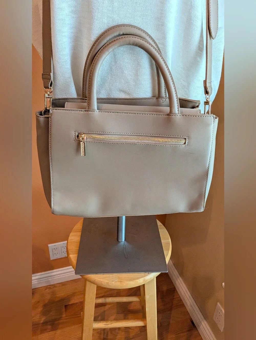 Anne Klein kenneth cole